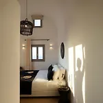 Absolute Paradise Santorini *