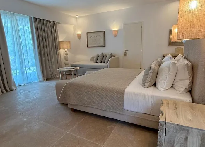 Absolute Paradise Santorini *