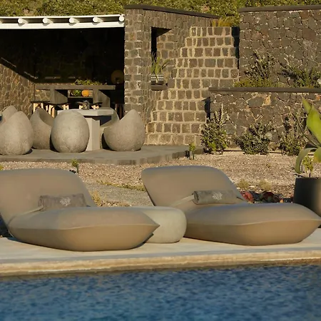 Апартаменты Absolute Paradise Santorini