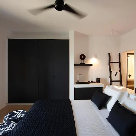 Апартаменты Absolute Paradise Santorini