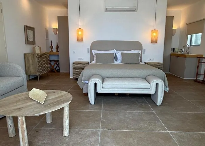 Absolute Paradise Santorini Апартаменты *